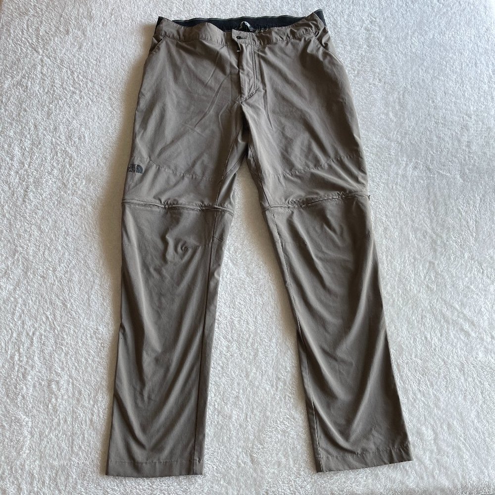 The North Face Convertible Pants Mens Sz 40 Hiking Camping Outdoors Shorts Cargo